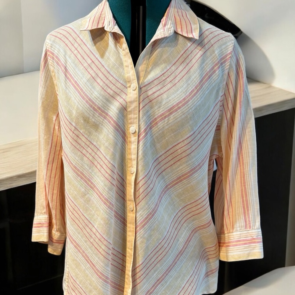 Chico's Chevron No Iron Linen Button Down Blouse Size 3 EUC